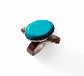 .925 Sterling Silver and Turquoise Oval Ring