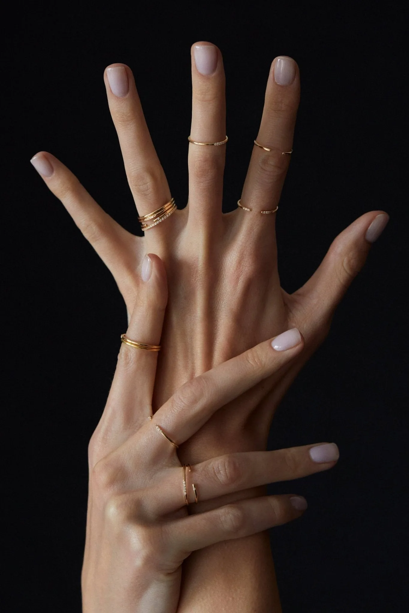 Line pave ring