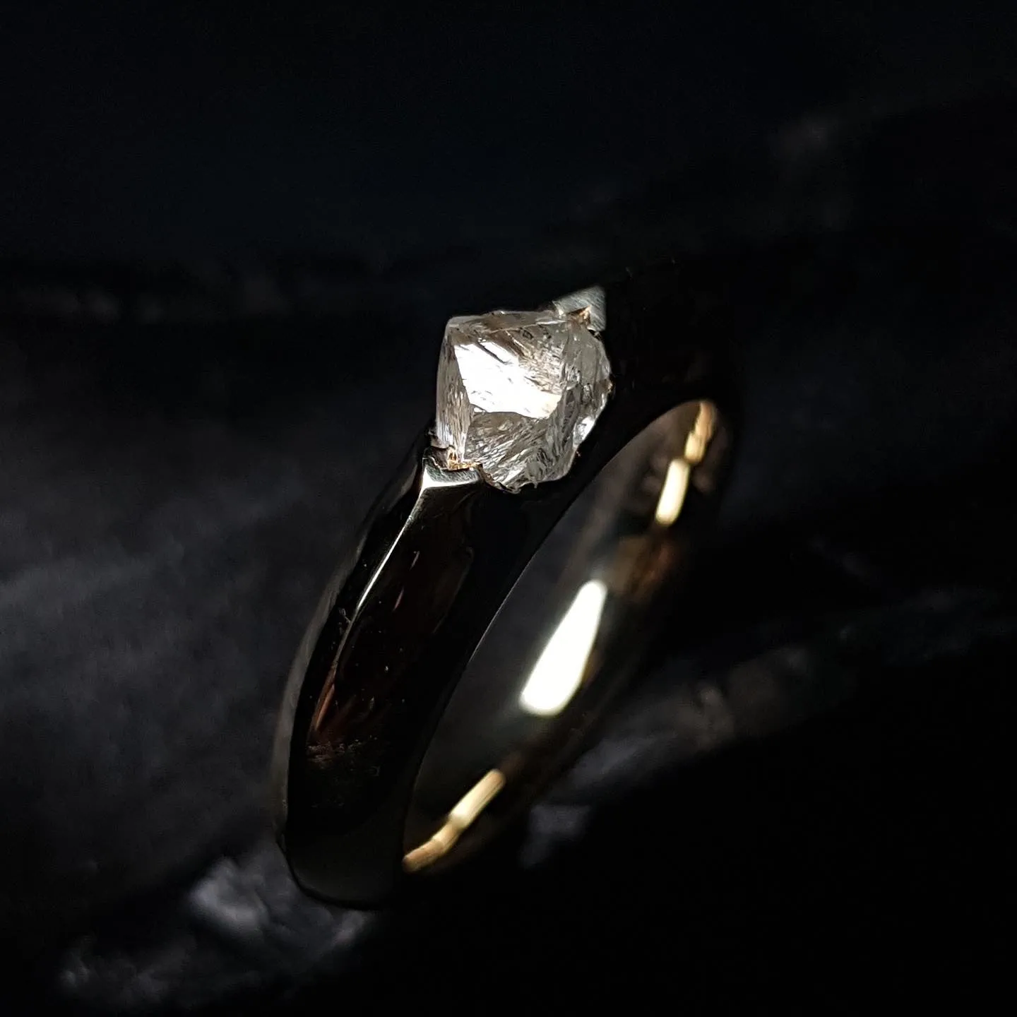 Raw Diamond in Glossy Gold Ring – 1.18 ct.