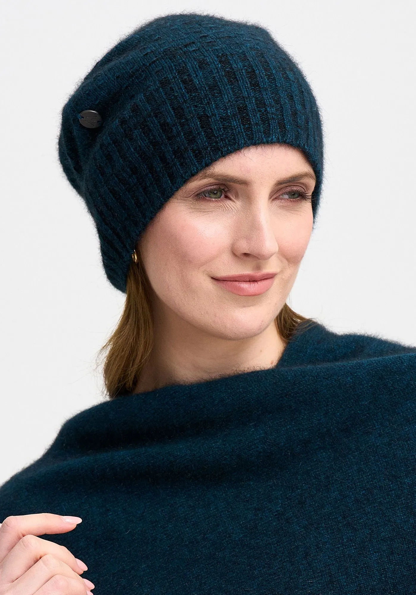 SLOUCHY BEANIE