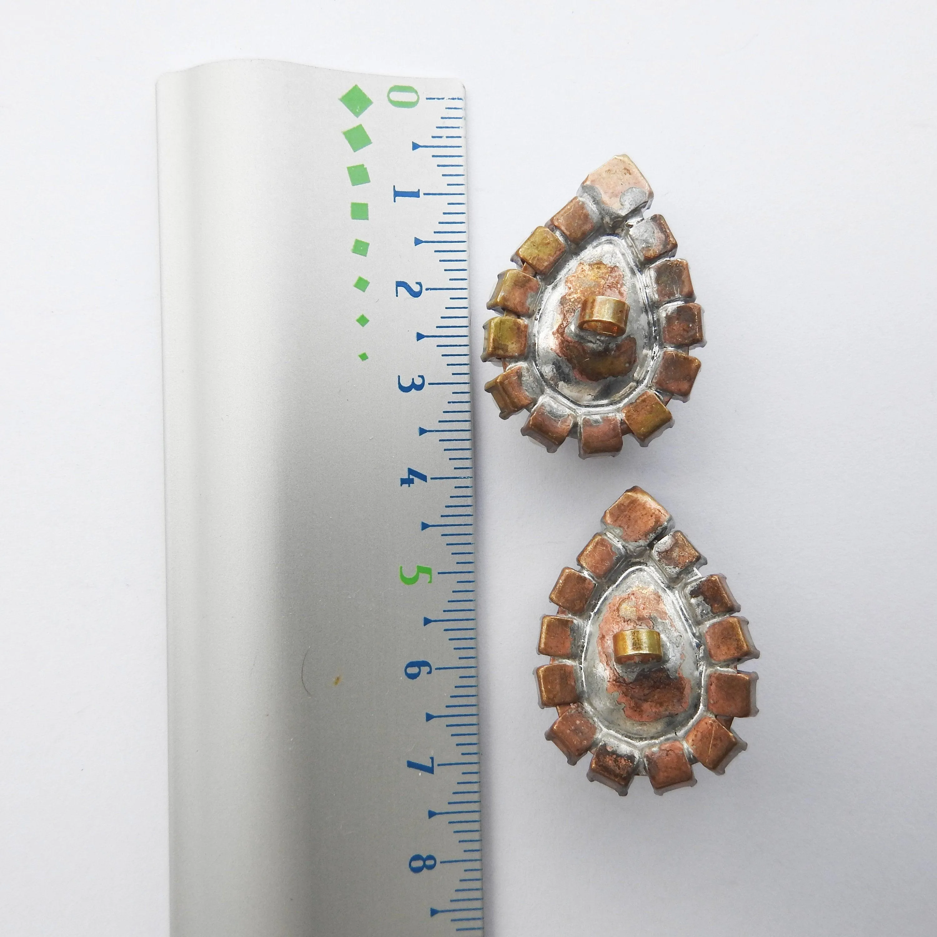 Unique shape crystal buttons